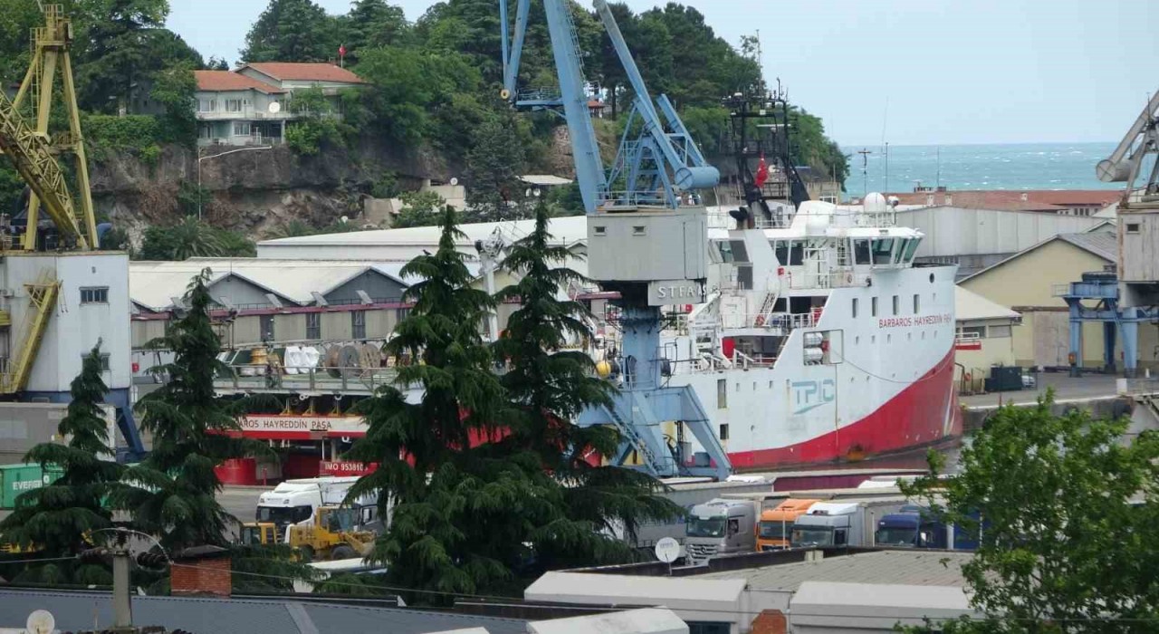 Barbaros 7 ayın ardından yeniden Trabzonda