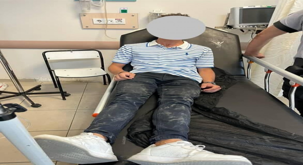 Başıboş köpeğin saldırısına uğrayan motosikletli kurye yaralandı