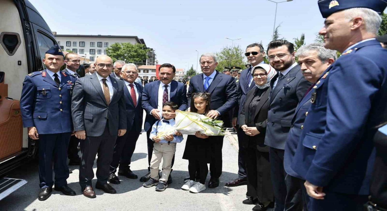 Başkan Büyükkılıçtan anlamlı bayram ziyaretleri