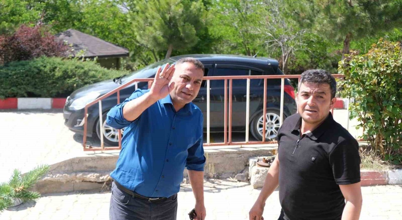 Başkan Ekinciden gençlere destek ziyareti