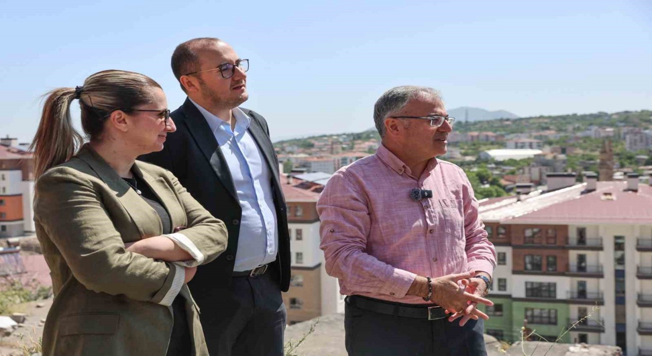 Başkan Özdoğan: Daha sağlam, daha modern bir Hacılar için sahadayız