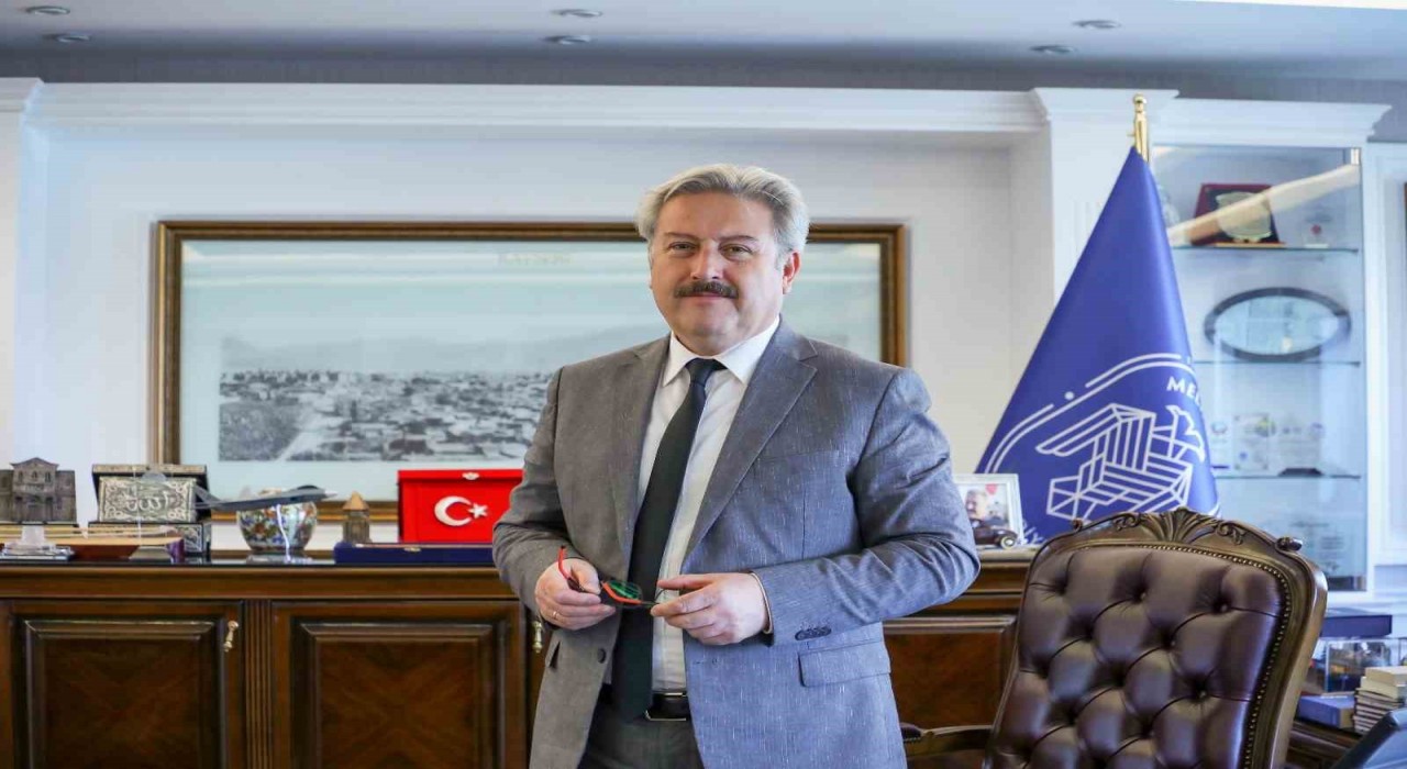 Başkan Palancıoğlu Babalar Gününü kutladı