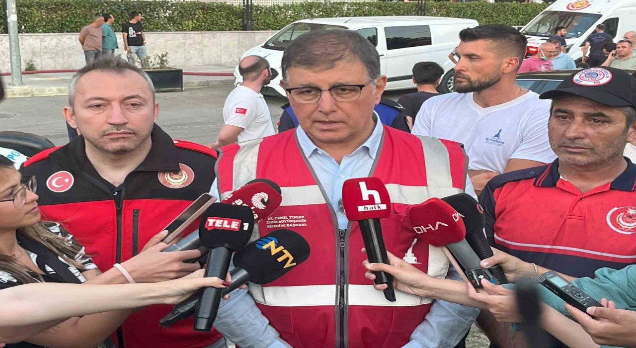 Başkan Tugay: Yangında herhangi bir yaralanma yok
