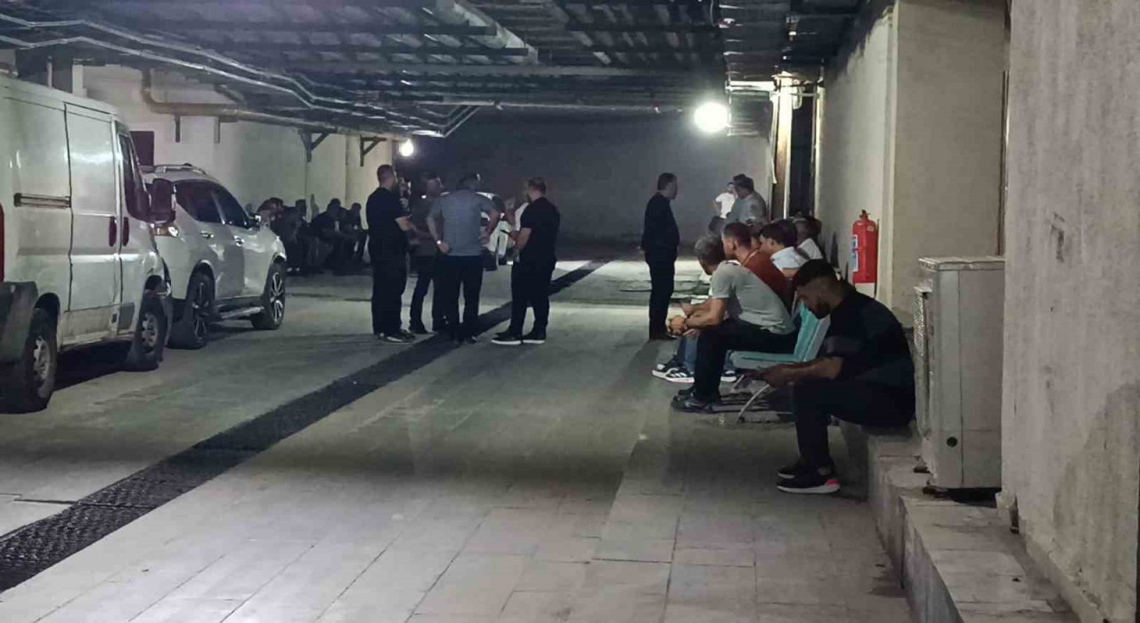 Batmanda 1 yaşındaki çocuk balkondan düşerek hayatını kaybetti