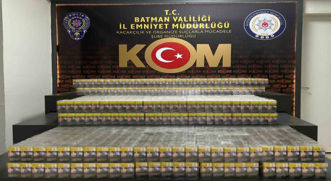 Batmanda kamyonet içinde 5 bin 240 paket sigara ele geçirildi