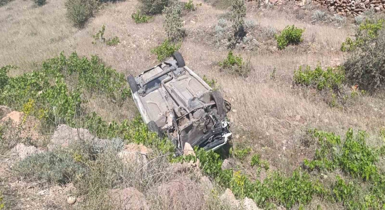 Batmanda otomobil şarampole yuvarlandı: 1 yaralı