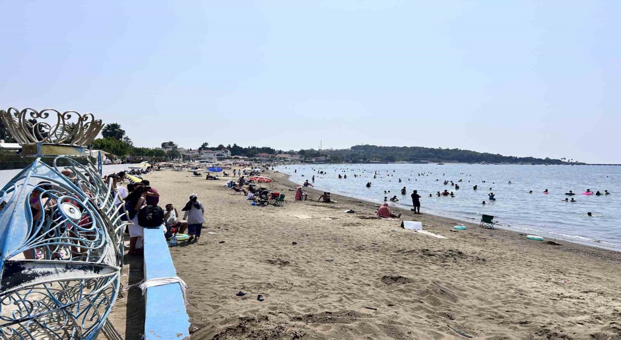 Bayram tatilini fırsata çevirenler Akdenizin incisi Arsuzda