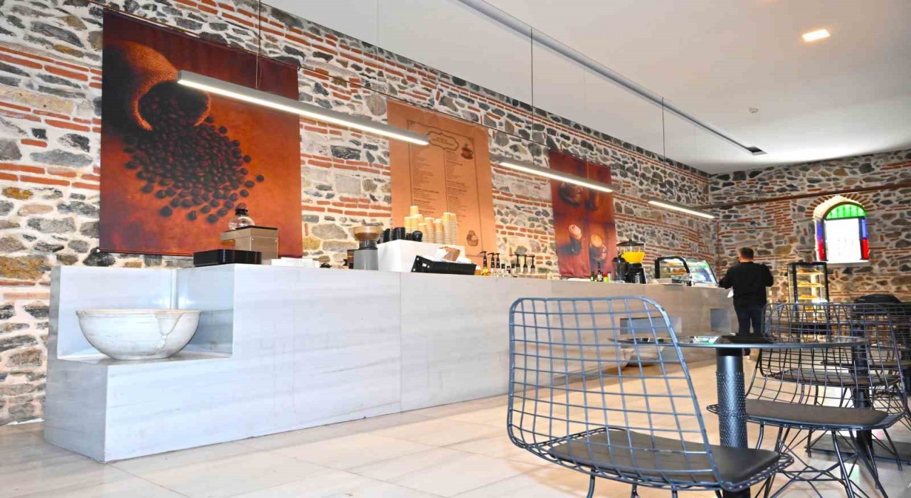 Beşiktaş Belediyesinden Ortaköye yeni bir sosyal yaşam alanı: Kethüda Kafe