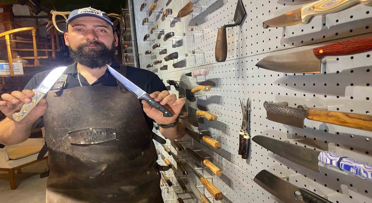 Bıçak bileme ustaları Kurban Bayramı mesaisinde