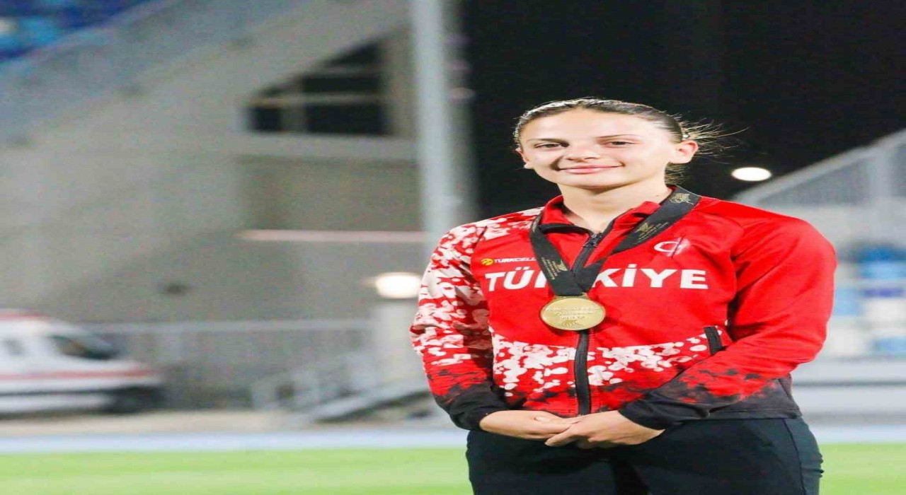 Bilecikli sporcu Nur Arıdan büyük başarı