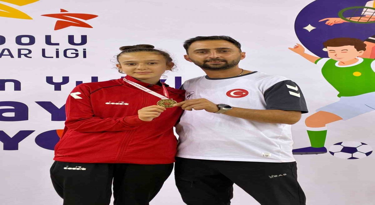 Bilecikli sporcuların Anadolu Yıldızlar Ligi Taekwondo Yarı Finallerinde büyük başarısı