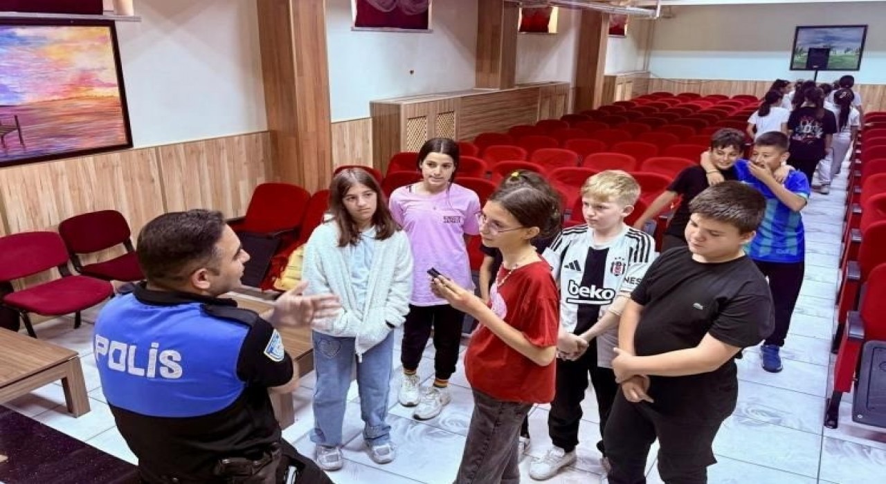 Bilecikte ortaokul öğrencilerine güvenlik bilgilendirmesi