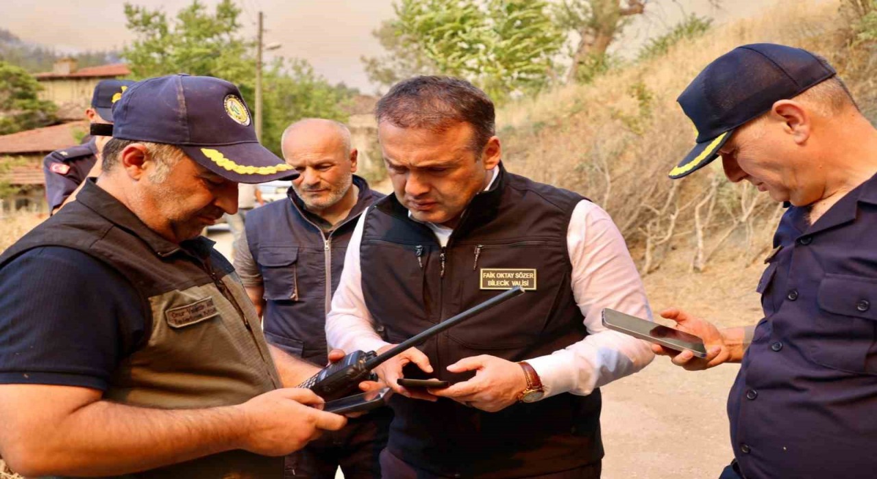 Bilecikte tedbir amaçlı boşaltılan köy sayısı 3e çıktı, bölgede kriz merkezi kuruldu