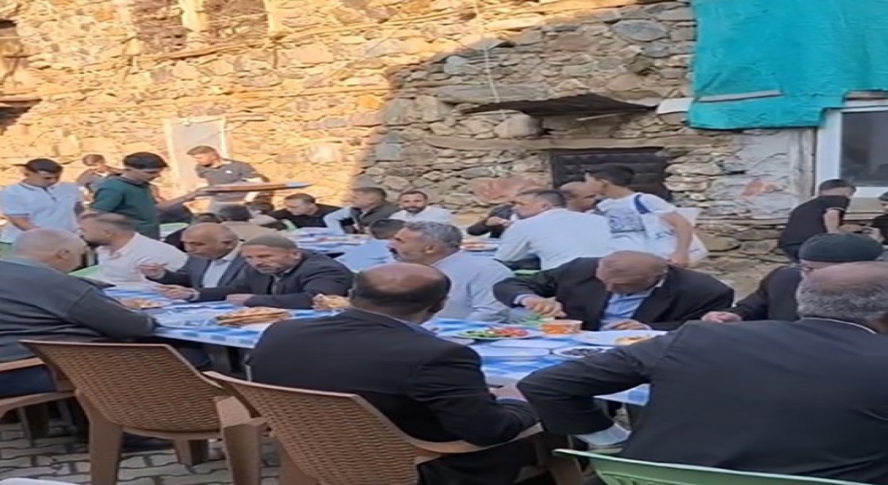 Bitliste bayramlar birlik ve beraberlik içinde kutlanıyor