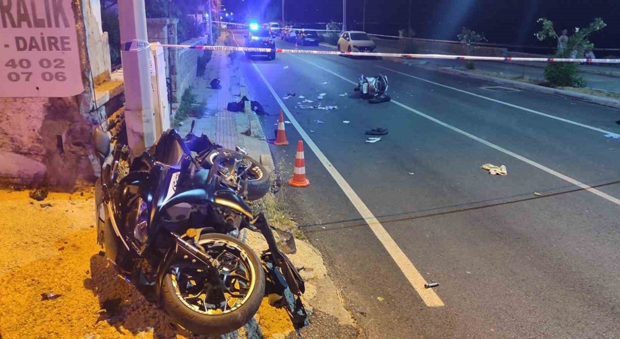 Bodrumda 2 motosiklet çarpıştı: 2 ölü