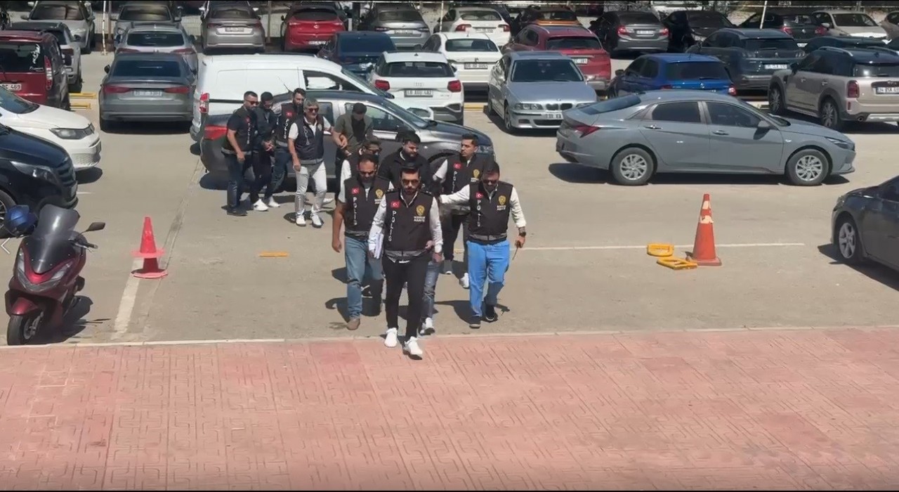 Bodrumda 40 milyonluk dolandırıcılık operasyonu