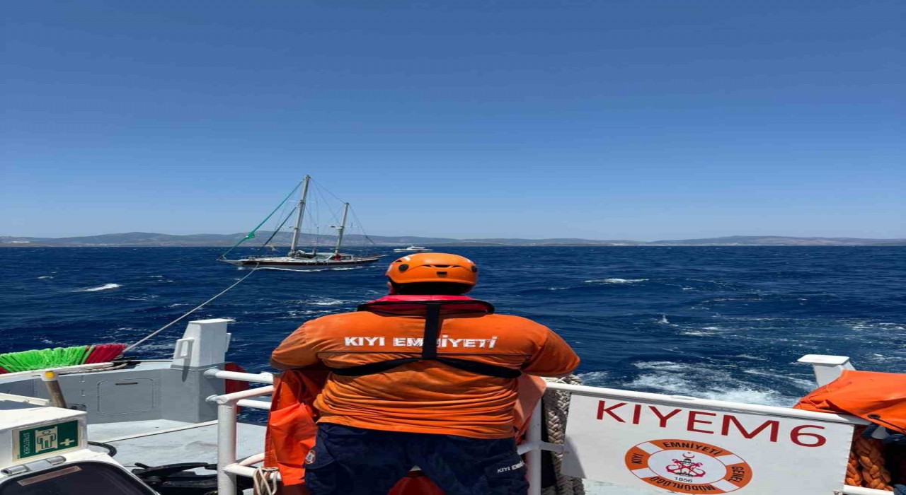 Bodrumda sürüklenen tekne KIYEM ekiplerince kurtarıldı