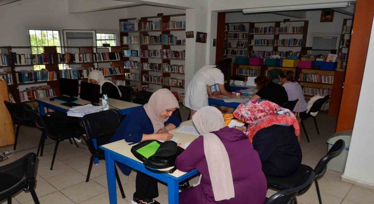 Bodrumda yetişkinlere yönelik okuma yazma seferberliği