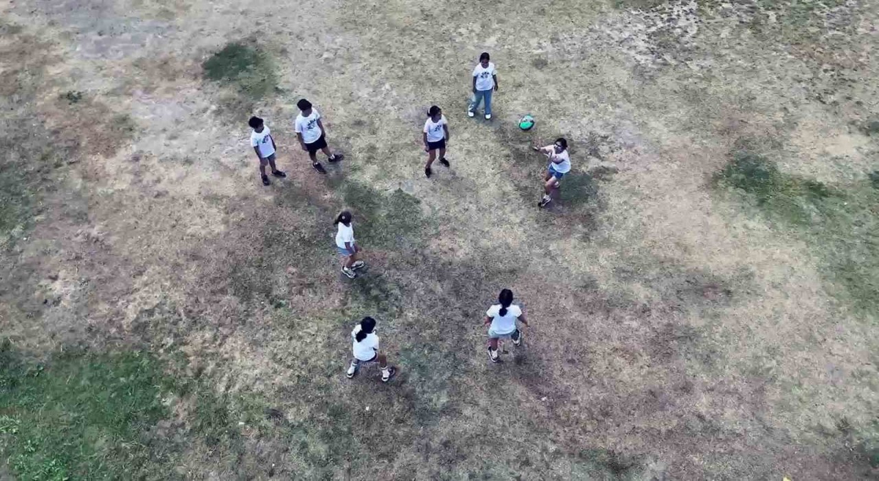 Bodrumlu çocuklardan anlamlı mesaj: Bırak tableti telefonu, hayatı kaçırma