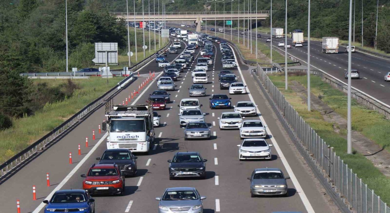 Bolu geçişinde yoğun trafik