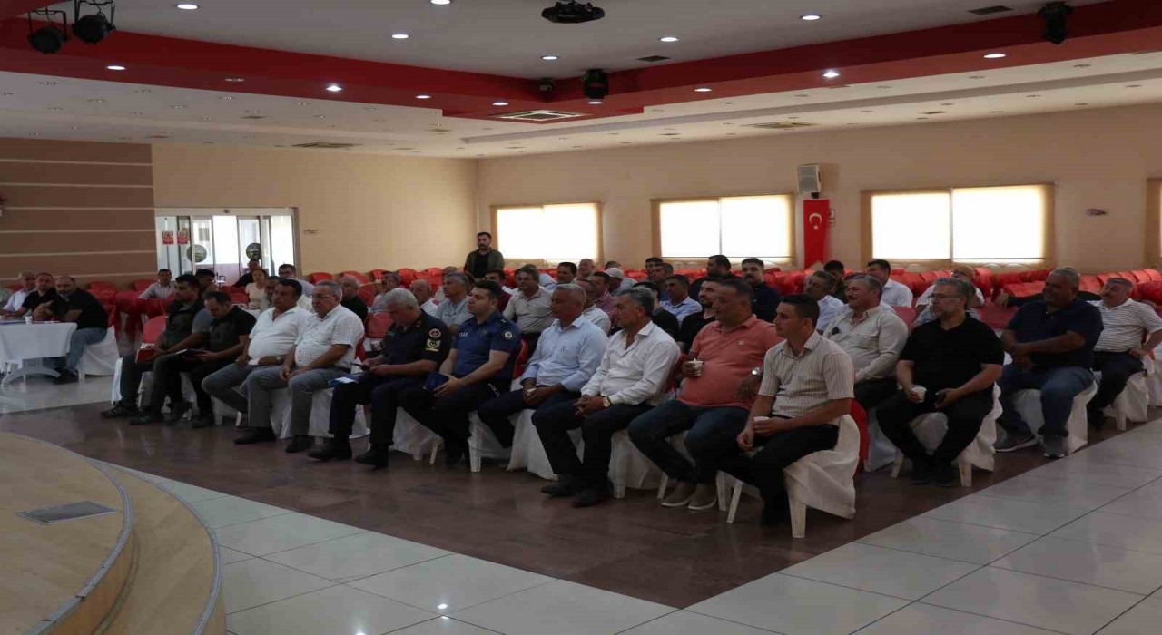 Bozdoğanda Muhtarlar İstişare Toplantısı düzenlendi