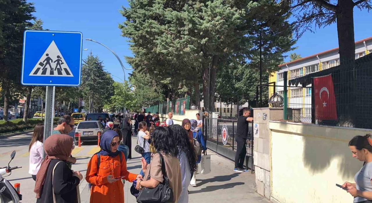 Burdurda 2 bin 334 öğrenci LGS heyecanı yaşıyor