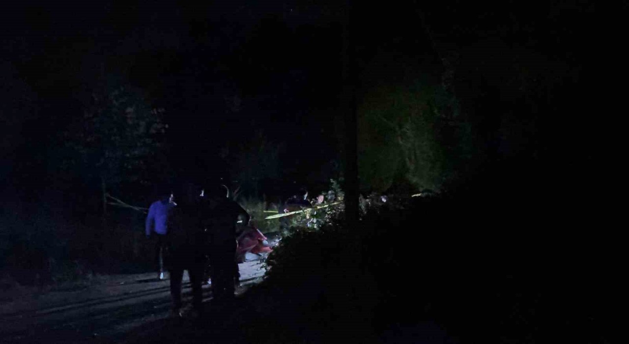 Bursada bir kişi boğazı kesilerek öldürülmüş halde bulundu