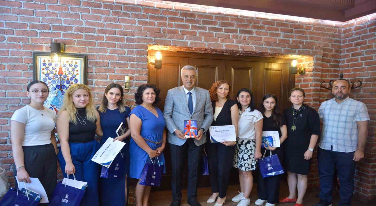 Bursada ‘Esnek Oyun Alanı Projesiyle çocuklar eğlenerek öğrendi