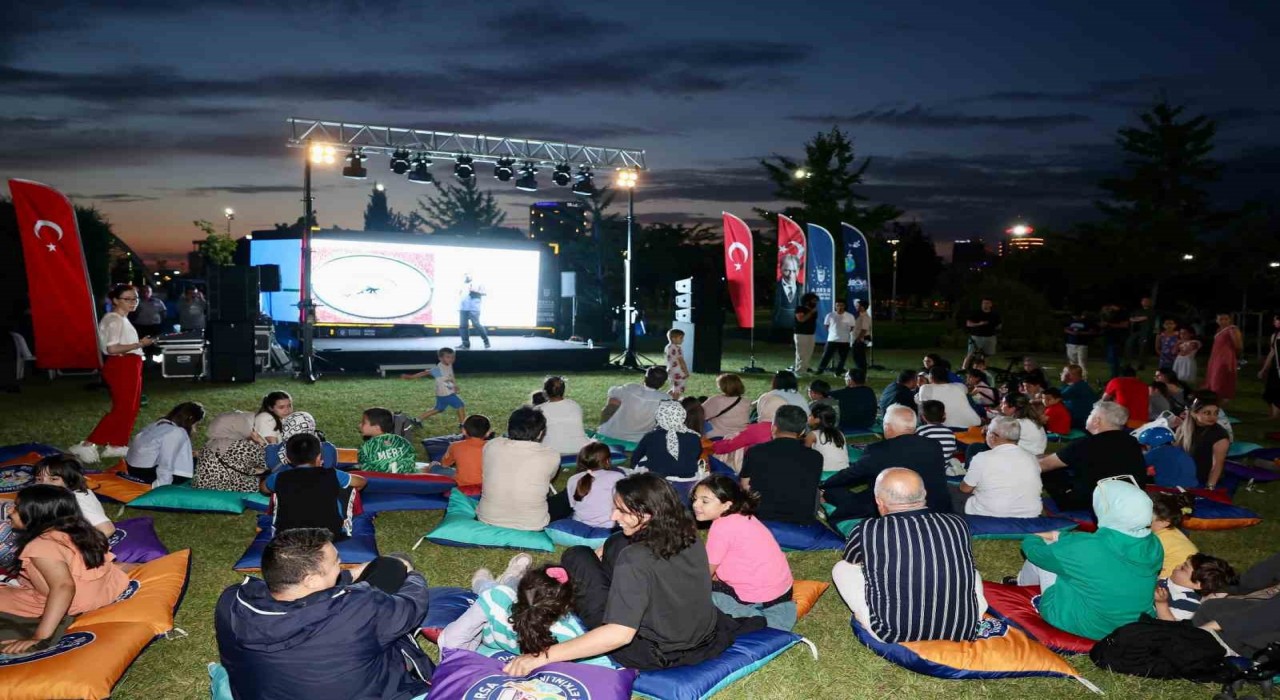 Büyükşehirden Mobilfest ile bilim dolu gece