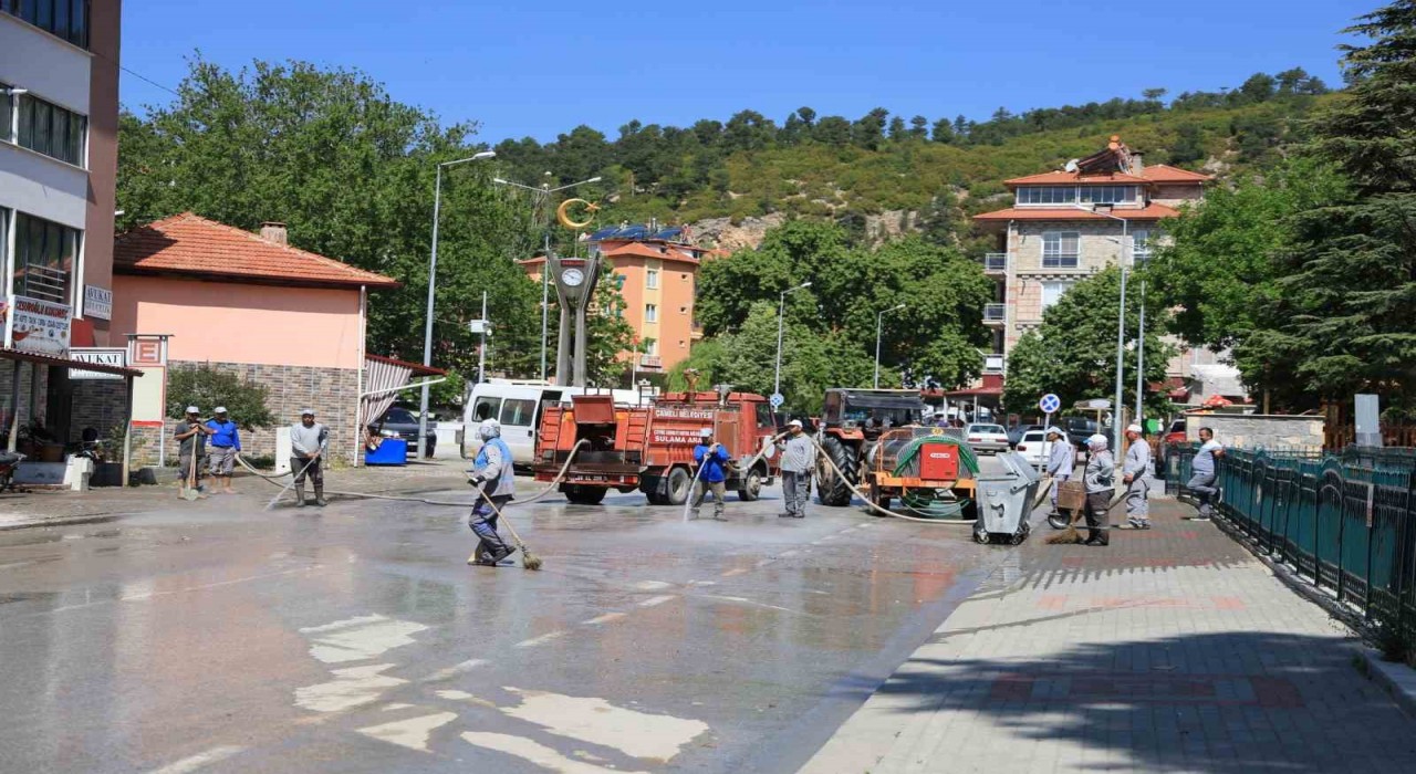 Çamelinde Kurban Bayramı temizliği başladı
