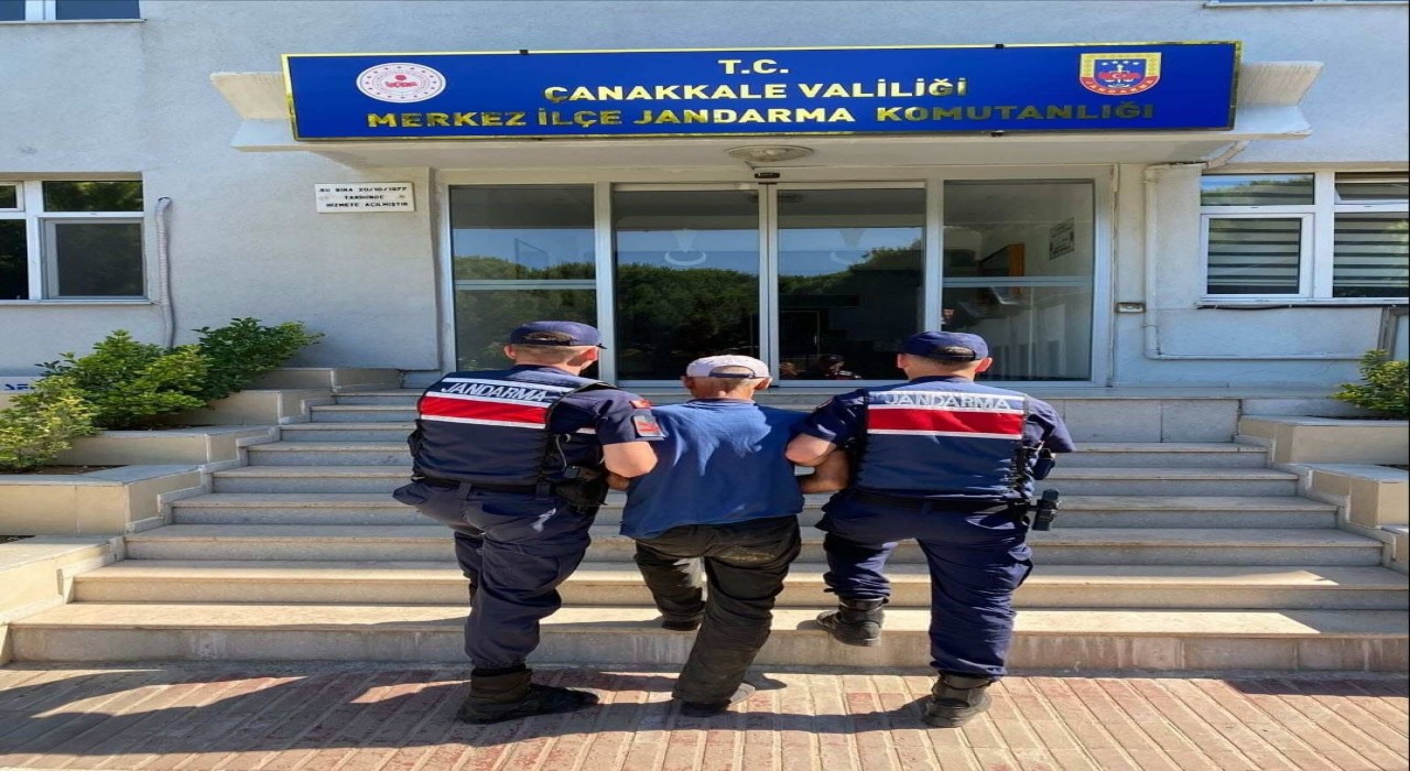 Çanakkalede yangına neden olan biçerdöver operatörü hakkında adli işlem başlatıldı