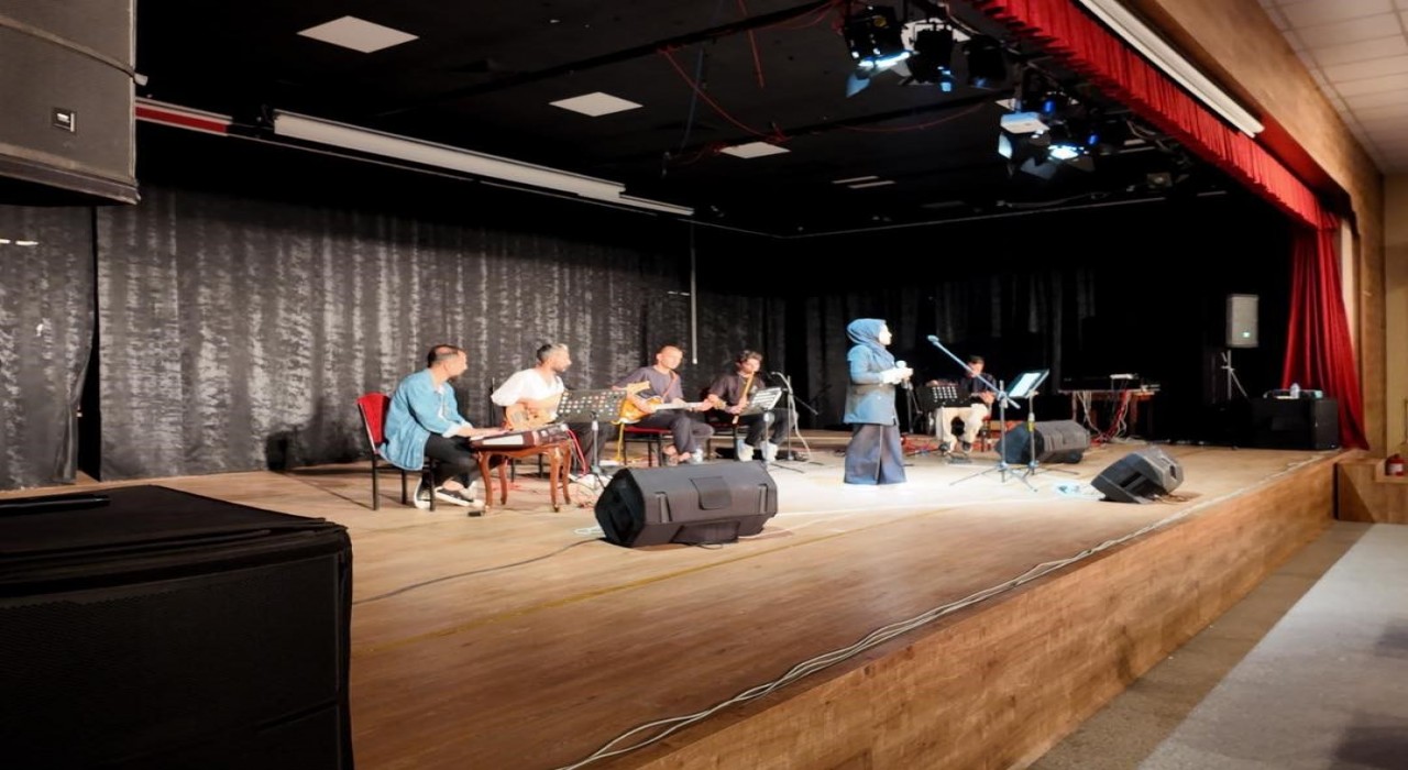 Canlı Sesler Ses Yarışmasında yarı final heyecanı