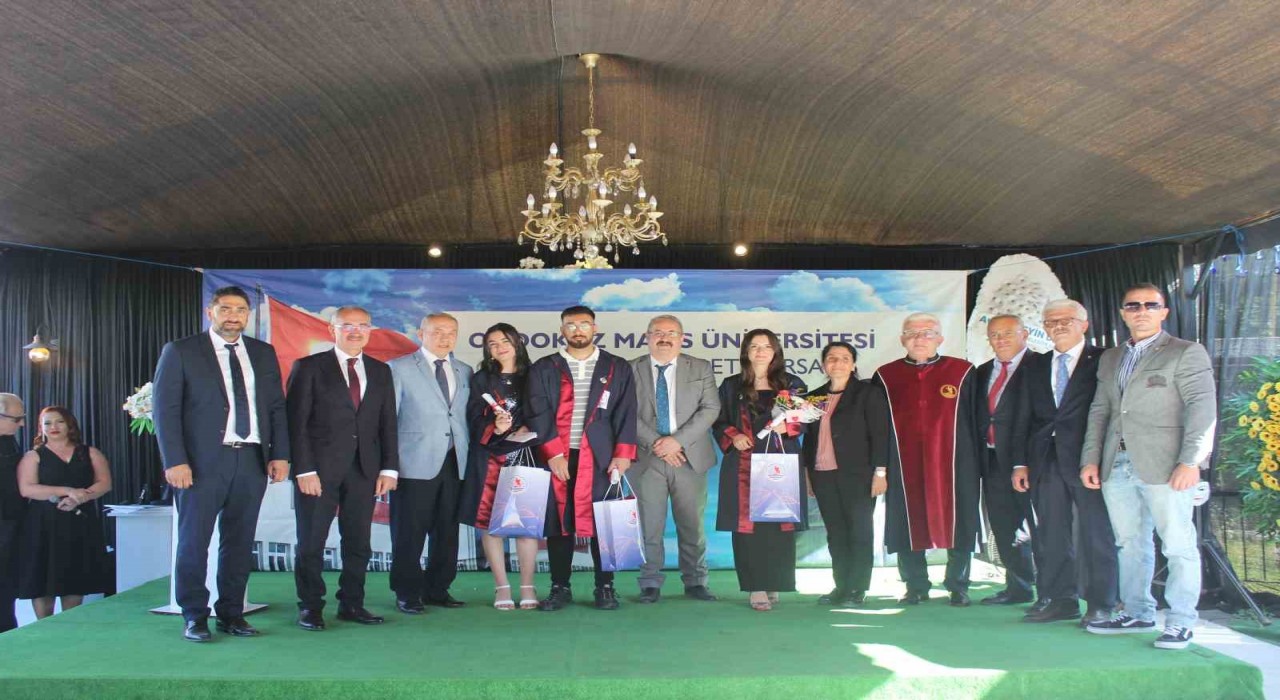 Çarşamba MYOda mezuniyet sevinci