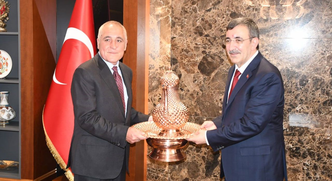 Cevdet Yılmaz Gaziantep’te Sanayicilerle Buluştu