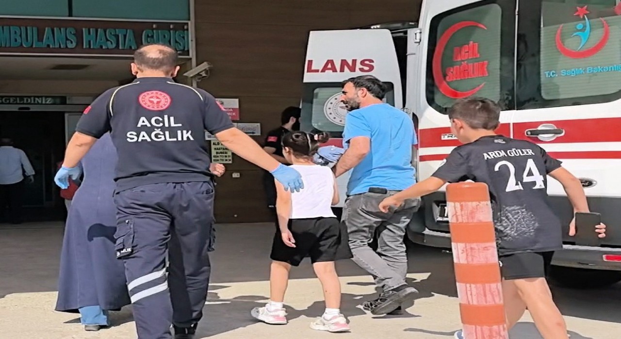 Çocuğun diline bıçak saplandı