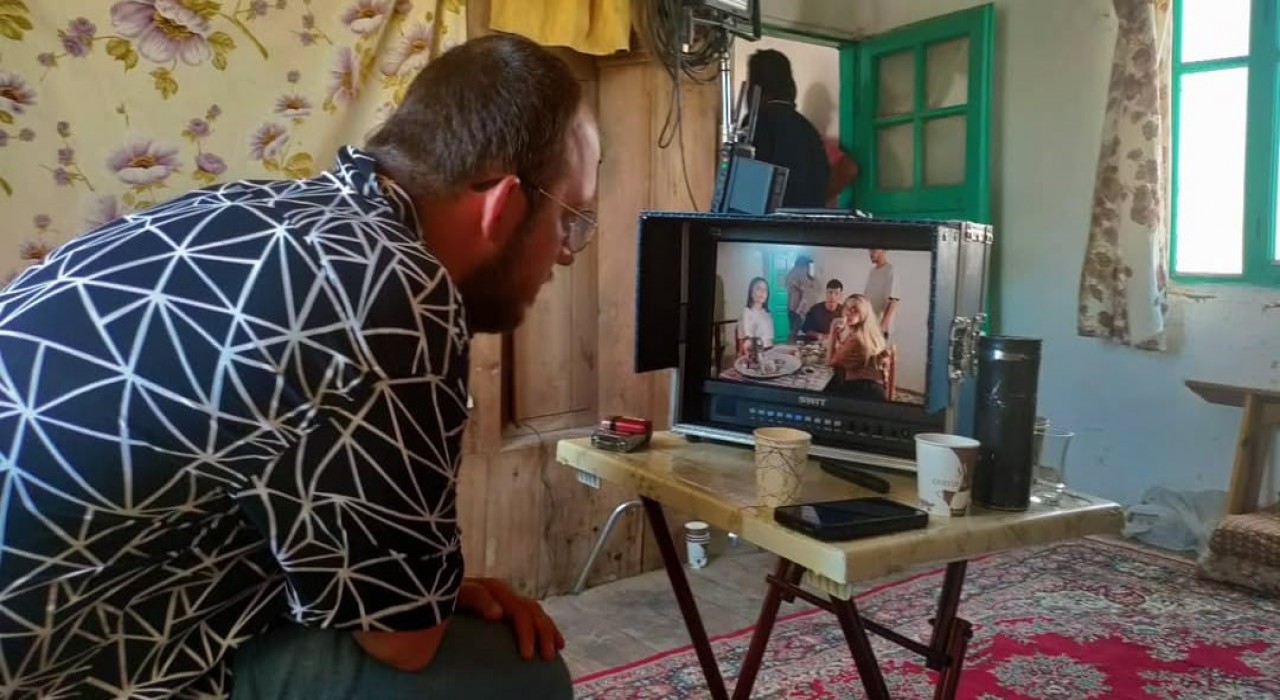 Çocukluk hayalini gerçekleştirip sinemacı oldu, şimdi kendi filmini çekmeyi hedefliyor