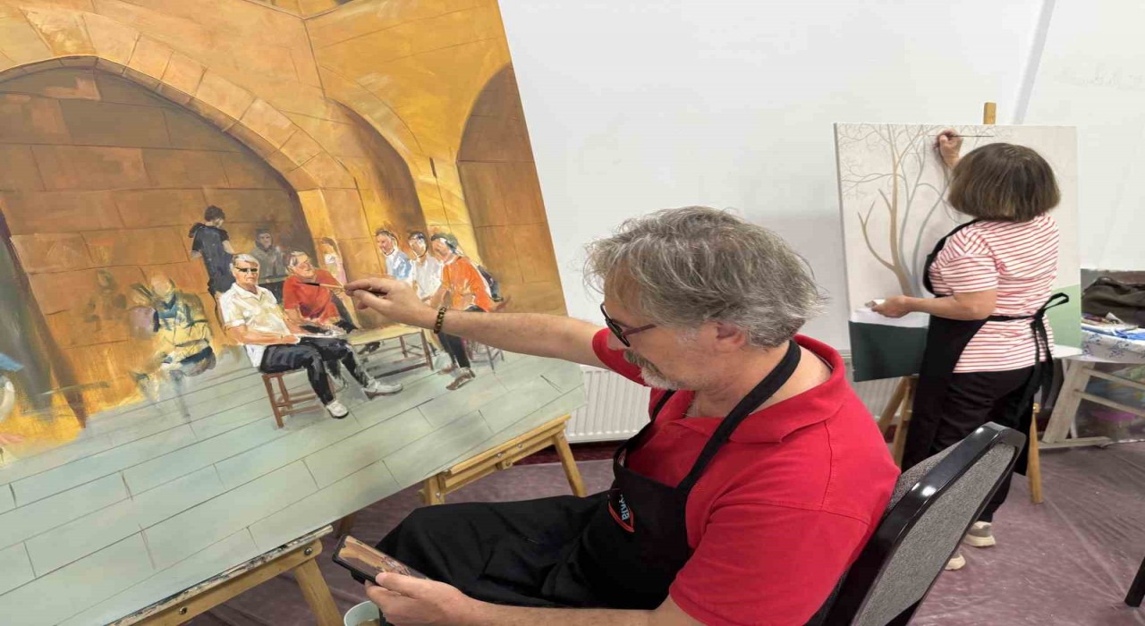 Çorumda düzenlenen Uluslararası Resim Çalıştayı başladı