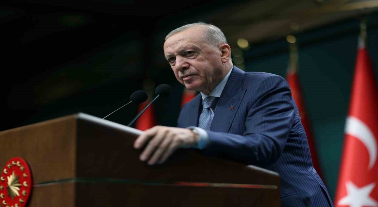 Cumhurbaşkanı Erdoğan: 5 farklı kanser hastalığının tedavisinde kullanılan 5 akıllı kanser ilacını SGK geri ödeme kapsamına alıyoruz.