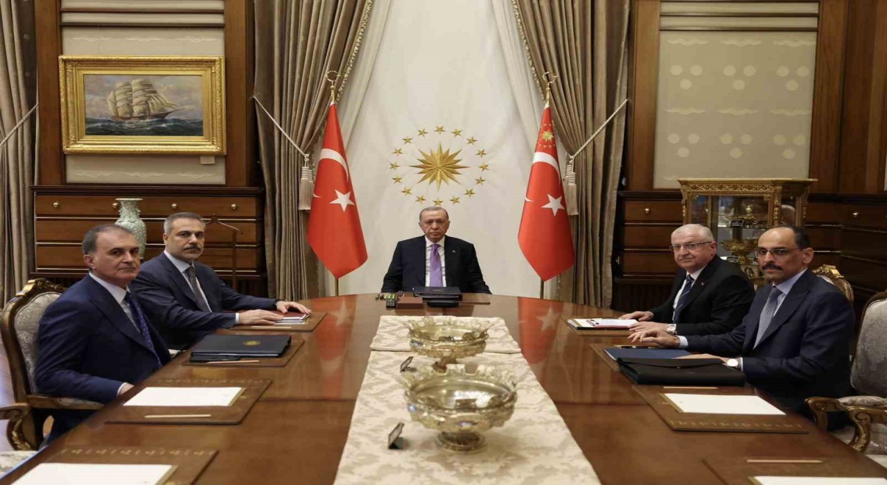 Cumhurbaşkanı Erdoğan başkanlığında güvenlik toplantısı gerçekleştirildi