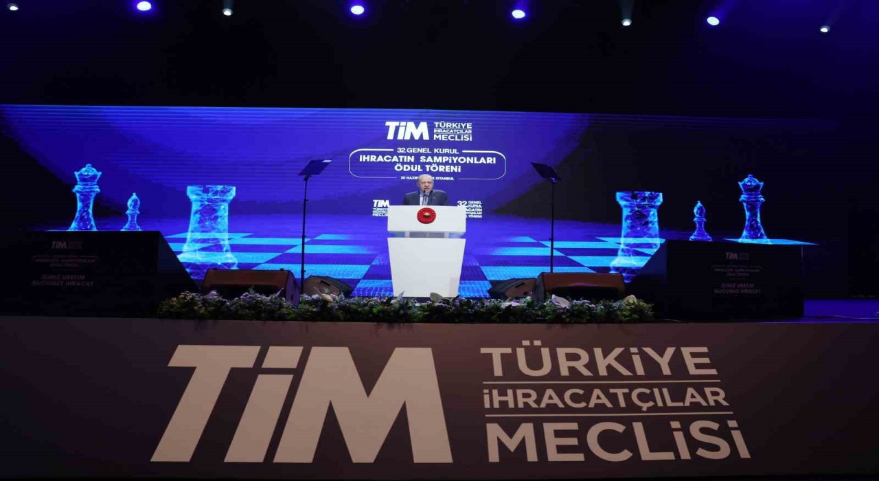 Cumhurbaşkanı Erdoğan: Dünyada satılan her 3 İHAdan 2sini Türk firmaları üretiyor