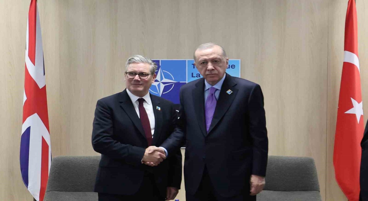 Cumhurbaşkanı Erdoğan, İngiltere Başbakanı Starmerı kabul etti