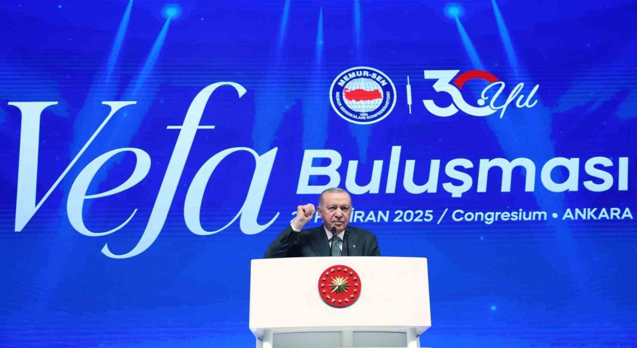 Cumhurbaşkanı Erdoğan: İsrail ve destekçilerinin, komşumuz İrana yönelik saldırılarının daha büyük bir felakete dönüşmemesi için yoğun çaba harcıyoruz