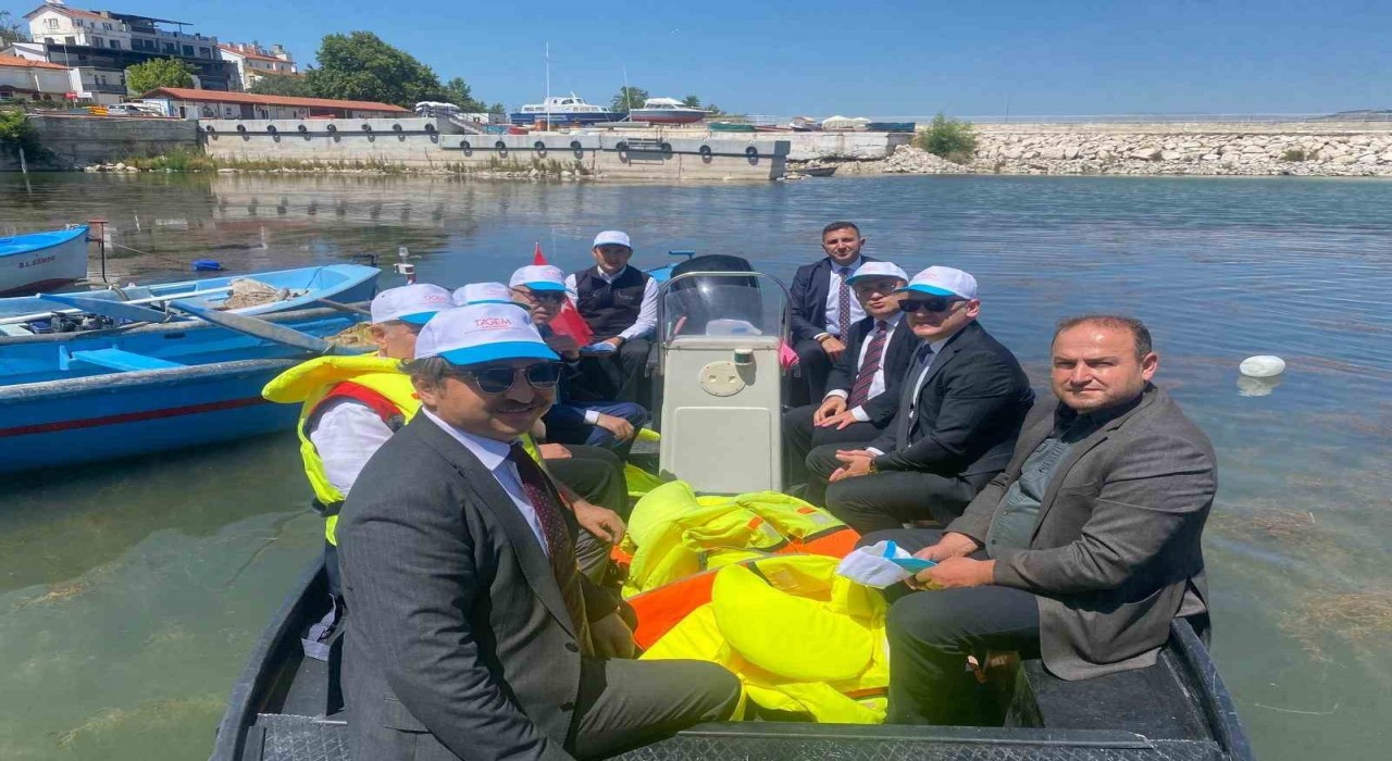 Cumhurbaşkanlığı DDK Heyeti, Eğirdir Gölünde kuraklık alarmını inceledi
