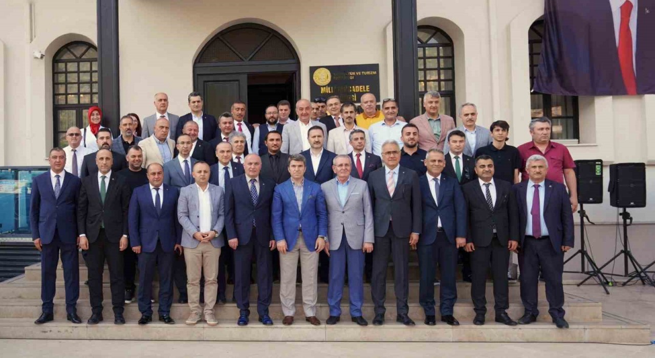 Cumhuriyeti Kuran Şehirler Amasyada Buluştu