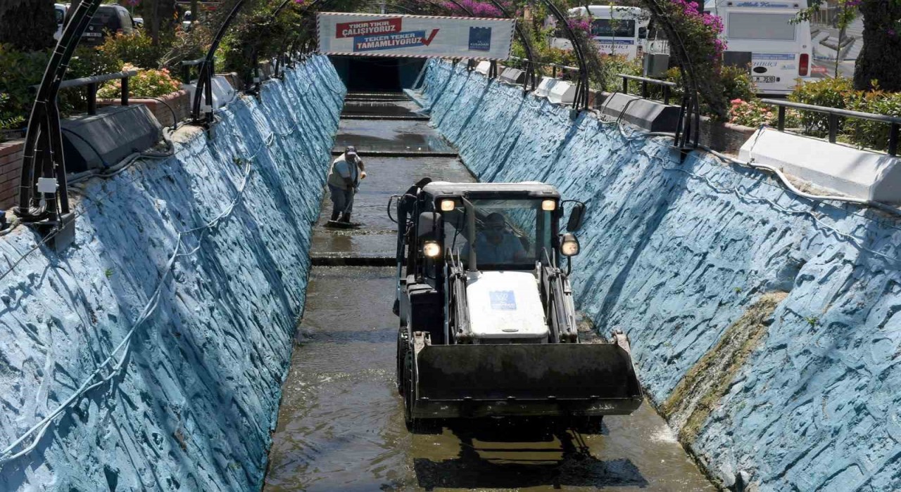 Damlacık Deresinde detaylı temizlik çalışması