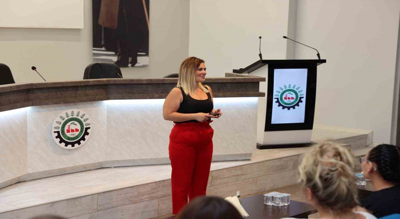 Denizli OSBde Yeni Nesil İnsan Kaynakları Yönetimi konuşuldu