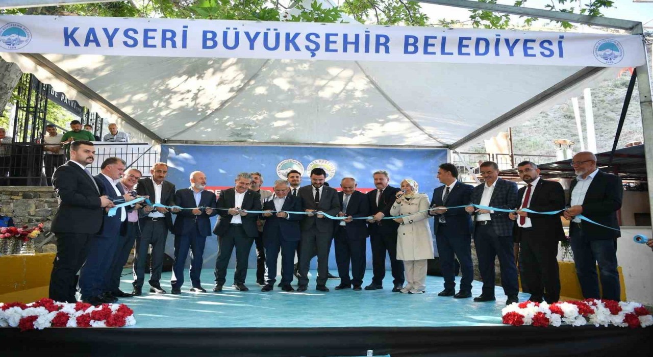Derebağ Şelalesi ne 12 kilometrelik grup yolu yapıldı