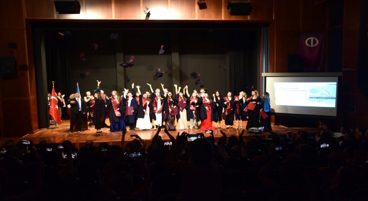 Devlet Konservatuvarı öğrencileri mezun oldu