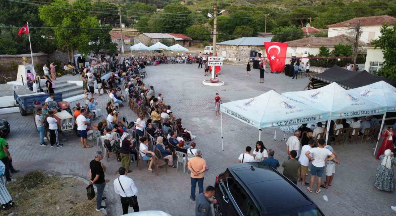 Dikilide Yörük ateşi yandı