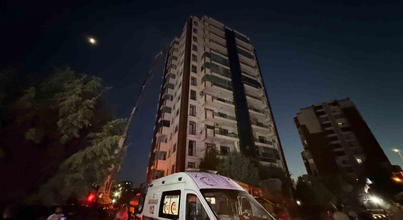 Diyarbakırda 4 kişinin öldüğü yangına ilişkin 1i yakalama, 2 gözaltı kararı